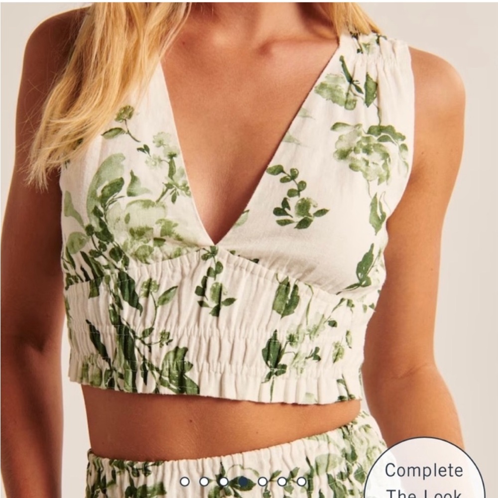 Abercrombie & Fitch Green Floral Linen Crop Top Deep V Smocked M
